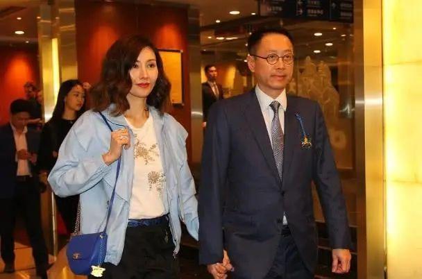 亚洲首富，财富背后的故事与影响